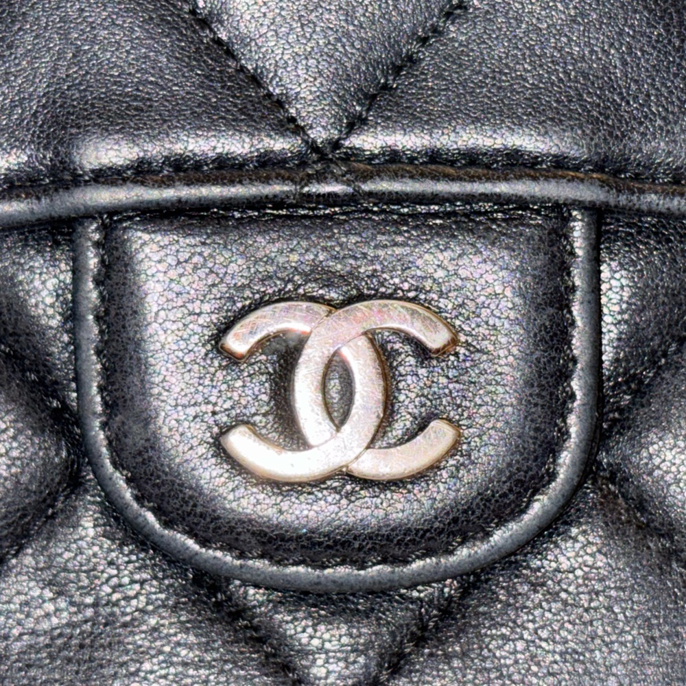CHANEL Calfskin Black Soft Quilted Leather Key Case - Very good condition - Picture 2 of 14